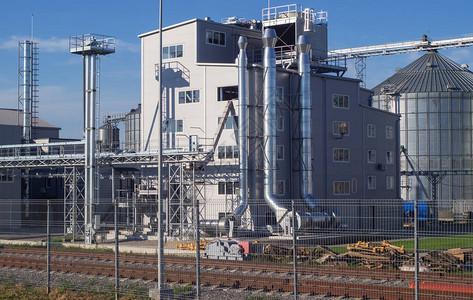 粮仓电梯用于储存分拣和通过铁路运输谷物的工业综合体农产品加工和